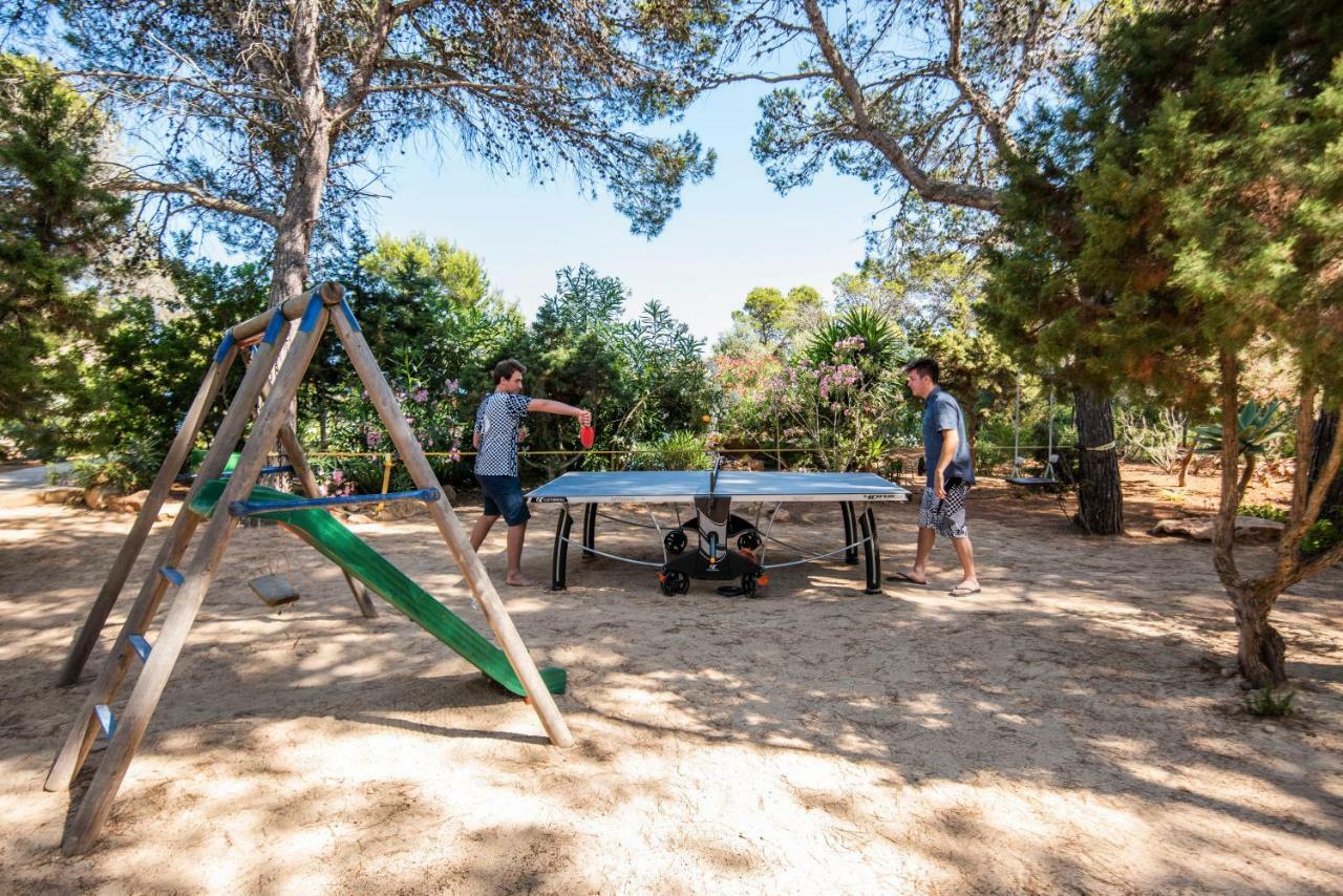 ホステル カーラ ボイクス Es Cana エクステリア 写真